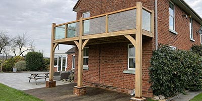 Oak Balcony